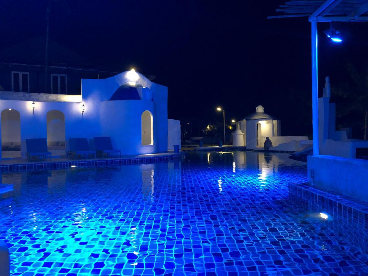 The Oia Resor 5*